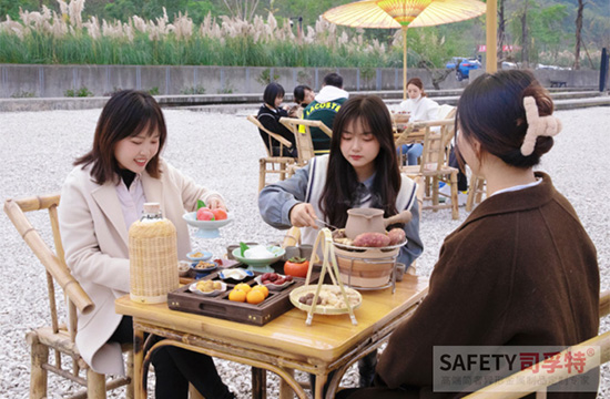 圍爐煮茶：茶是關鍵，這兩類茶不適合煮[圍爐茶桌，自制圍爐]